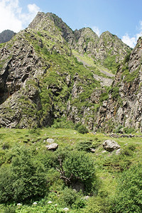 旅行风景岩石格鲁吉亚高加索山脉格韦莱蒂高谷地区图片