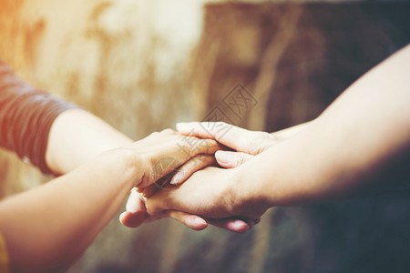 并肩逆行友谊业务团队合作携手并肩工团体桩背景