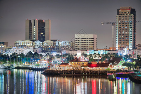 圣地亚哥城市港口夜景图片