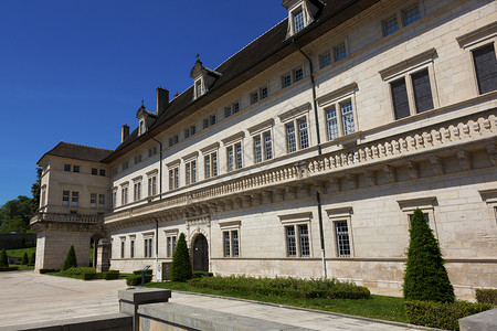 勃艮第酒红颜色巴黎圣母院多尔汝拉bourgognefranchecomte法国学院