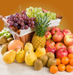 58皮卡各种新鲜果实的成分包括篮子中水果的苹图片