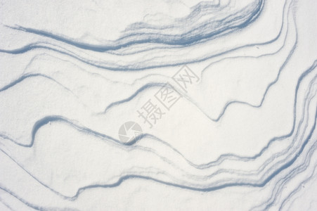 阴影雪的粗糙纹理以滑动的太阳光为口号清除质地图片