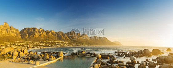 海岸线公园城市南非开普敦坎斯湾日落全景CapeTownTown图片