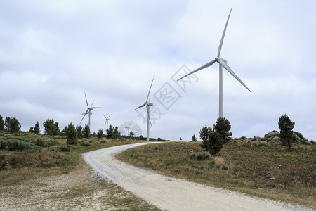 Videmonte风力农场涡轮机视图葡萄牙BeiraAlta电可再生化石图片