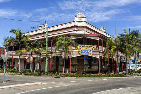 澳大利亚新南威尔士州格拉夫顿镇190年作为装饰阳台旅馆建造的一座遗产筑面罩澳大利亚新南威尔士州格拉夫顿市铁王杰建筑学图片