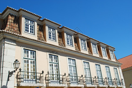 旅游窗户灯市区里斯本的传统住宅建筑和楼Elisursquos图片