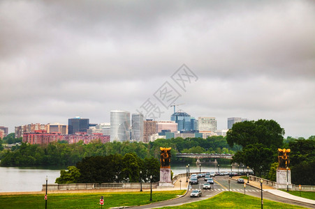 交通现代的华盛顿特区清晨的城市风景联合图片