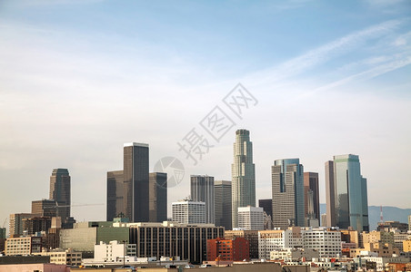 城市的天空中心在阳光明媚的一天洛杉矶市风景图片
