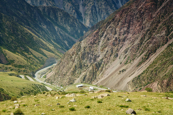 TooAshuuPassOshBishkekroad3150m吉尔斯坦云环境美丽的图片