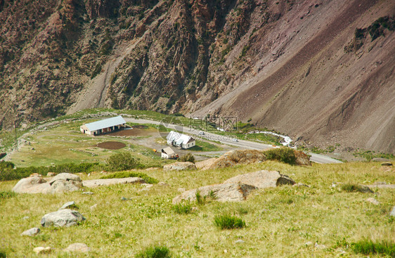 夏天环境TooAshuuPassOshBishkekroad3150m吉尔斯坦路图片