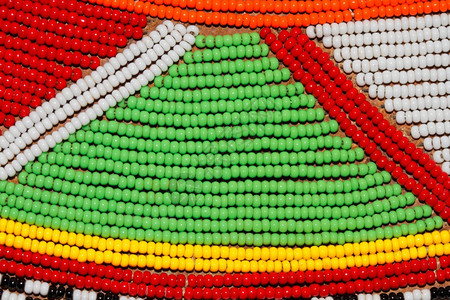 非洲人肯尼亚马赛部落用作装饰品的多彩非洲珠子背景图创造力串珠图片