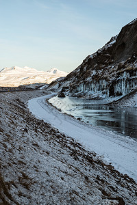 地标风景优美日落时寒冬斯奈费尔半岛山上有冰水岛斯内弗尔半冬季日落时冰岛自然图片