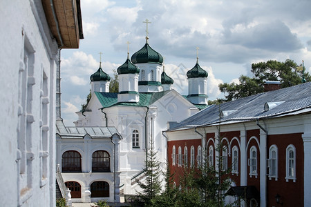 Ipatiev修道院视图白色的叉图片