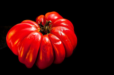 蔬菜大红牛肉心番茄黑底西红有机的瓜拉纳皮图片