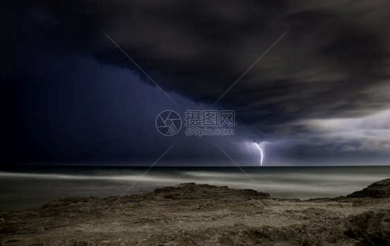 雷罢工气候夜间暴风雨电动部队图片