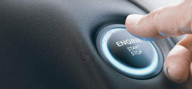 手指按下引擎启动钮以蓝色启动按键在手摄影和3D背景人推动引擎启按钮IgnitionSwitch之间有复合图像点火男人车图片