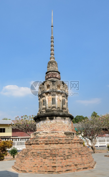 泰国拉链塔古老佛教台寺庙天图片