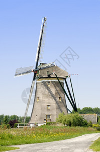 荷兰语乡村的Leidschendam典型的荷兰风力车屋顶图片