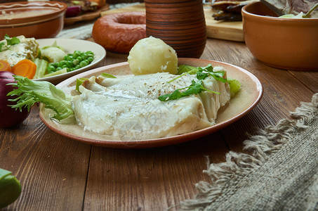 炖食物产品Lutefisk是一些北欧的传统菜盘挪威烹饪传统各种菜类顶端观图片