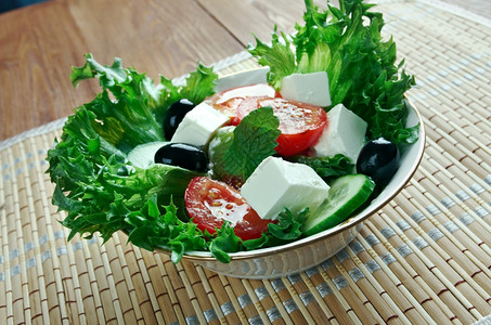 一顿饭InsalatadiMicistanze蔬菜和西里番茄不同沙拉的叶子乡村油图片