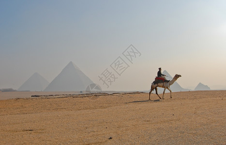 吉萨大金字塔开罗历史图片