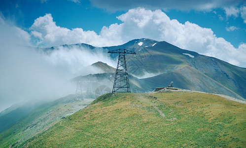 自然景观Kaldama通行证3062米吉尔斯坦西部JalalAbad地区山公路噶达玛图片