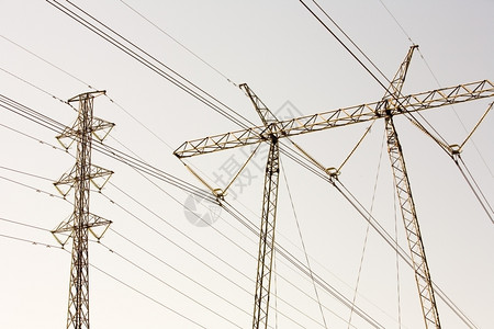 行业电的高压缆结构传送图片