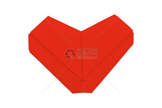 红纸折心脏在白色背景上被孤立于白底页上的剪切路径对象白色的剪裁标签图片