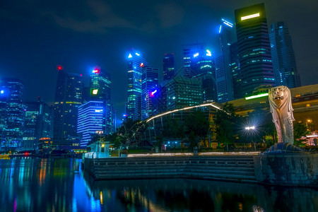 新加坡夜晚城市建筑图片