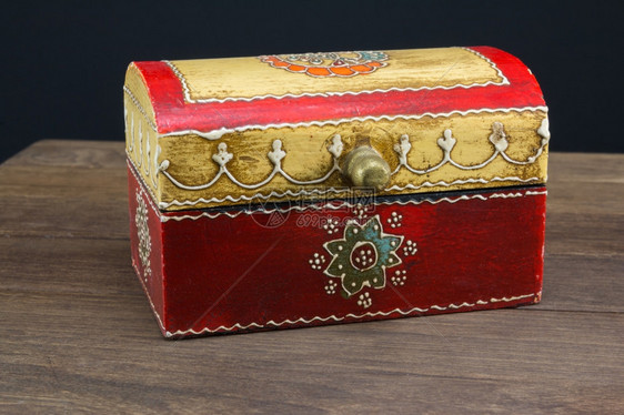 彩色木制珠宝盒民族风格式磁带锁丰富多彩的图片