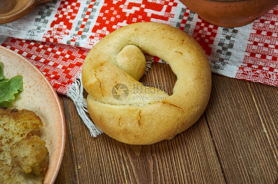 布利克面包卷乌兰菜传统各种盘顶视图传统的里斯泰尼开胃图片