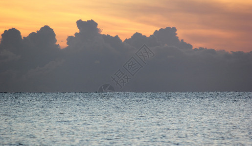 假期冲浪美丽的天空背景平静海洋风图Name美丽的天空背景自然图片