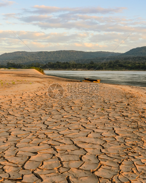 季节土地旱期间湄公河陆地干旱沙漠图片