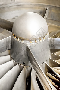 飞机工程关闭喷气发动机涡轮叶片马力图片