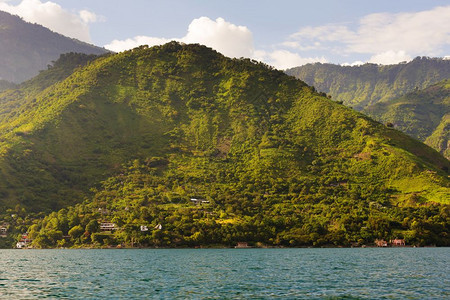 中美洲危地马拉阿提特兰斯湖边缘一带的村庄蓝色镇自然图片