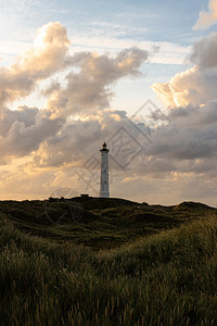 建造沙丘后面的灯塔沙丘后面的灯塔环境丹麦图片