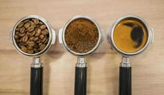 查看有不同阶段咖啡的机杯请查看顶端咖啡机杯自然种子业务图片