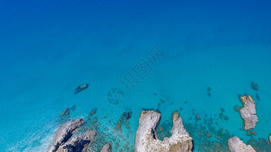 夏季卡拉布里亚从天而来的意大利海岸线空中观察意大利语美丽的海洋图片