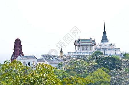 爬坡道信仰碧武里高赫朗山的美丽风景和国王宫的一部分图片