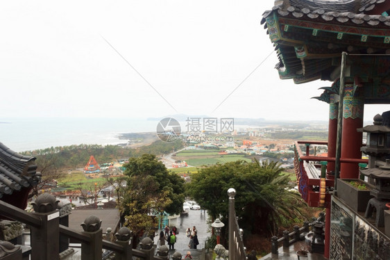 冥想地标南朝鲜济州岛的寺庙和令人惊艳的风景上帝图片