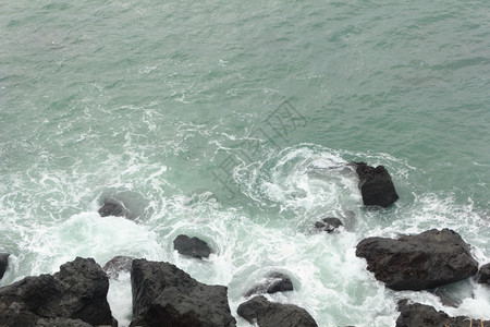 冬季的海洋美丽侵蚀暴风雨图片