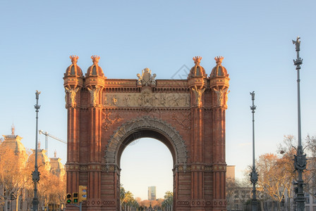 欧洲的建筑学三重奏西班牙巴塞罗那ArcDeTriomf旅游景点之一西班牙巴塞罗那图片