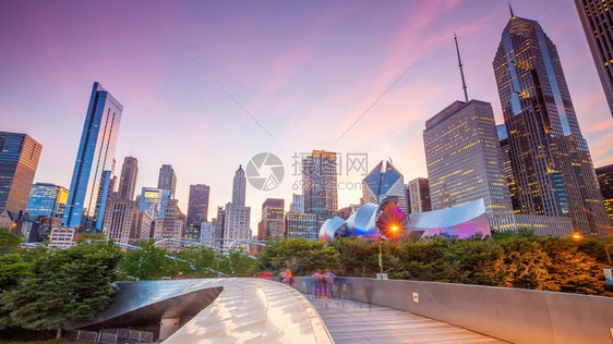 城市的暮美国伊利诺州下市芝加哥天线城风景夜晚图片