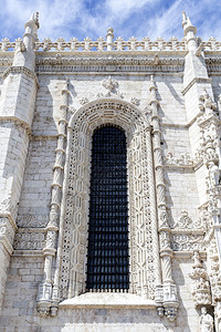 视窗建筑学葡萄牙里斯本塔古河附近圣杰罗姆骑士团GothicJeronimos修道院16世纪南门端两侧的大型窗户详细记录命令图片