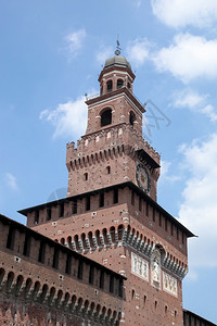 欧洲建筑学的意大利米兰斯福萨城堡图片