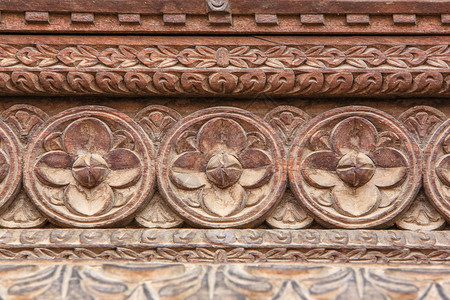 质地巴克塔普尔尼泊旧木雕背景老尼泊尔窗户图片