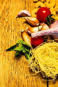 健康木制桌上意大利食品成分的烹饪概念饮食木制的图片