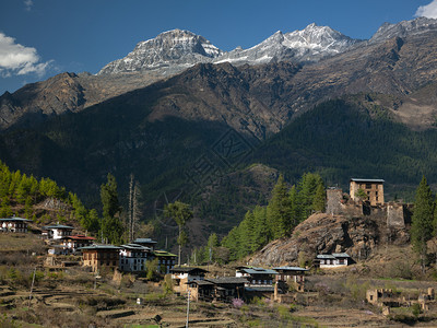 DrukhgyelDzong不丹王国Paro附近喜马拉雅山高地的老佛教修道院地标建造竹巴图片