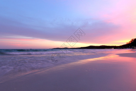海滩日落风景图片