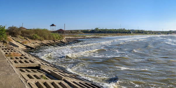 户外海鸥乌克兰敖德萨地区Morskoe度假村的黑海岸在阳光明媚的春日乌克兰敖德萨地区村旅行图片